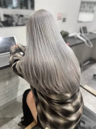 ロング カラー GaKu/ハイトーン /ブリーチ/ブロンドのヘアスタイル