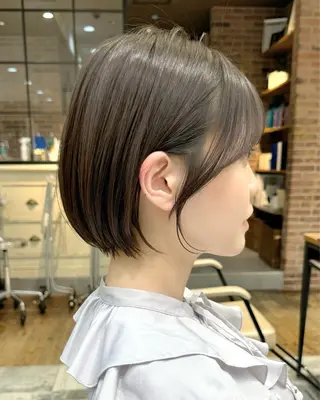 ショート カラー 💍新宿ショート 💍岩田莉奈のヘアスタイル