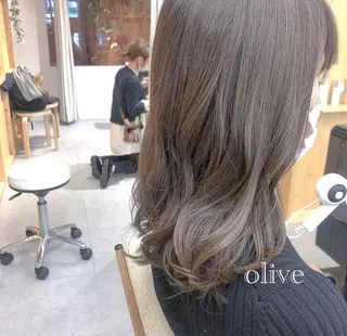 ミディアム カラー得意【梅田】 瀧本友梨乃のヘアスタイル