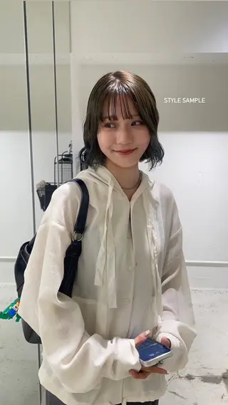 ミディアム unbirthday hiyoriのヘアスタイル