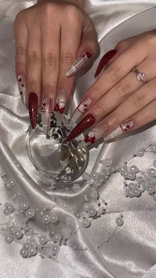 ロング マシェリローズ所属・Macherie Roseのネイルデザイン