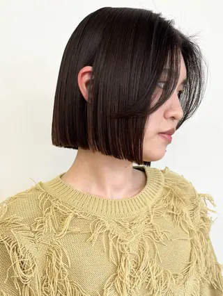 ミディアム 石山 /切りっぱなしボブのヘアスタイル