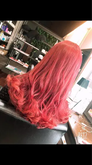 ロング カラー 吉本 yoshimotoのヘアスタイル