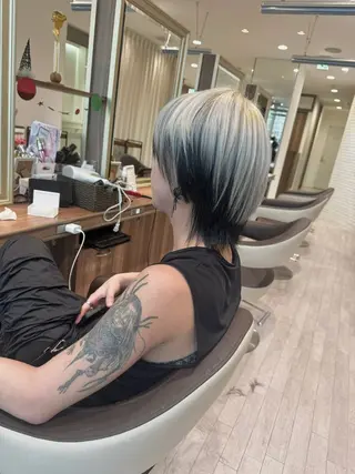 カラー メンズ Re:st所属・Miyavi/カラー ショートボブのヘアスタイル