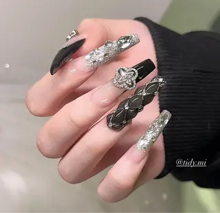 ネイル TIDY M&Mのネイルデザイン