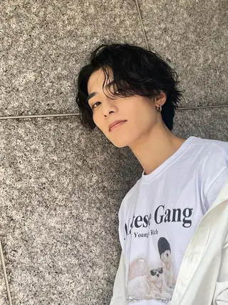 ショート パーマ メンズ ハイトーン/レイヤー 藤田健太郎のヘアスタイル