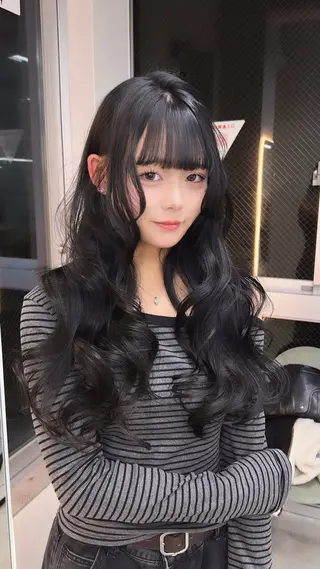 カラー GiseL さあや博多ハイトーンのヘアスタイル