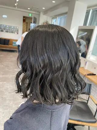 カラー miyu/ハイトーン /ブリーチのヘアスタイル