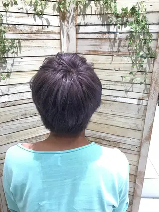 ショート カラー 島袋 ナオユキのヘアスタイル