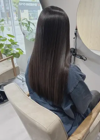 ロング 髪質改善✨縮毛矯正✨ が得意‼️高島英隆のヘアスタイル