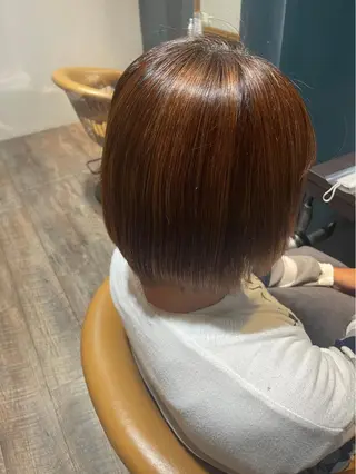 ミディアム カットモデル／オカダ サラのヘアスタイル