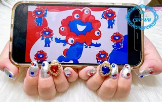 ネイル CROWN プライベートサロンのネイルデザイン