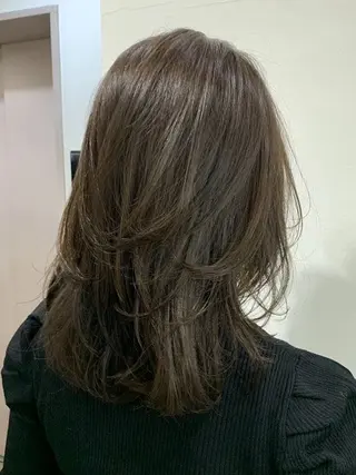 ミディアム 久保 嗣温のヘアスタイル
