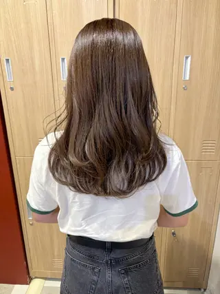 ミディアム LOREN＋透明感 オリーブhirokoのヘアスタイル