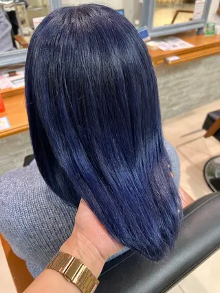 カラー CINQ ドリームプラザ店所属・竹内 仁のヘアスタイル