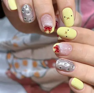 ネイル Pure&Rich Nailのネイルデザイン