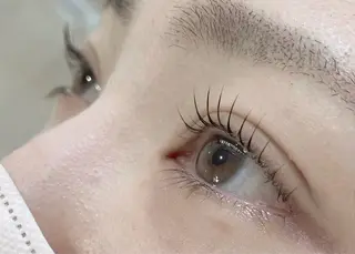 マツエク・マツパ eyelash aimy 伏見店所属・aimy あいなの眉毛・アイブロウイメージ