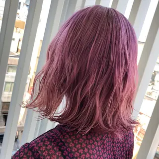 ミディアム カラー 佐々木 好乃のヘアスタイル