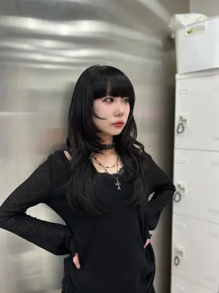 ロング 韓国レイヤー ハッシュカットのヘアスタイル