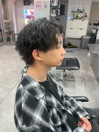 パーマ メンズ メンズ特化✨️ 韓国風パーマ🔥一八のヘアスタイル