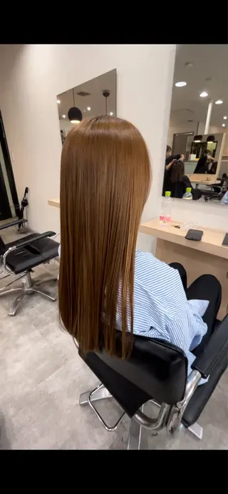 ロング カラー HIRO .のヘアスタイル