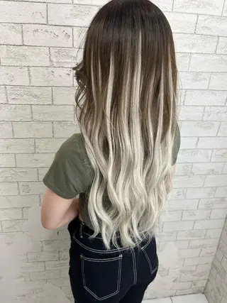 ロング Eleanor立川北口所属・🦋YUI 髪質改善 ブリーチ 着付け🦋のヘアスタイル