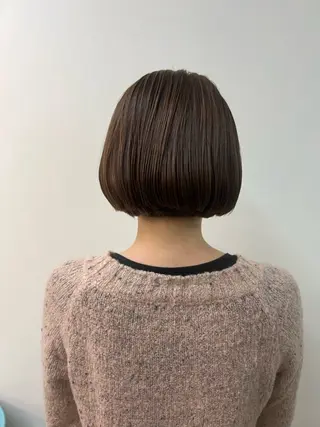 ショート カラー ajuga所属・hama yukiのヘアスタイル