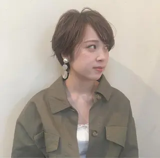 ショート カラー 大人女性🌼ママ 美容師🌼加藤友理のヘアスタイル