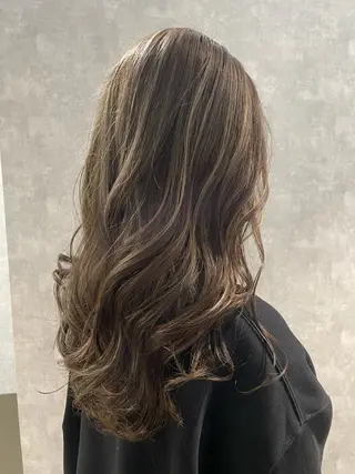 ロング 透明感カラー/推しカ ラー☁️JURAのヘアスタイル