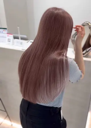 ロング 🩶レイヤー/艶髪/ 顔周り/韓国風/輝士のヘアスタイル