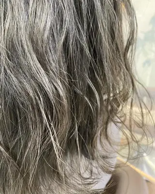 ミディアム カラー 🎀ブリーチなし 透明感🎀yuhiのヘアスタイル