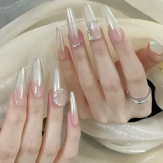 ネイル エクラNailサロン ミオのネイルデザイン