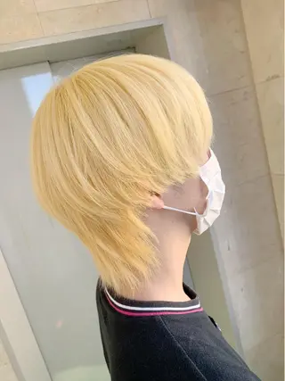 ショート カラー メンズ ワタイショウタ 髪質改善✨眉毛サロンのヘアスタイル