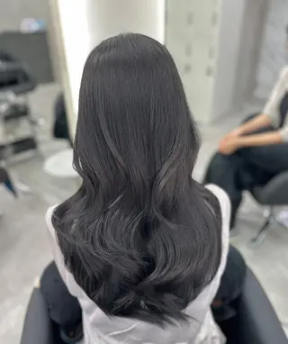 ロング 堀江/透明感 ベージュ/白川幸太のヘアスタイル