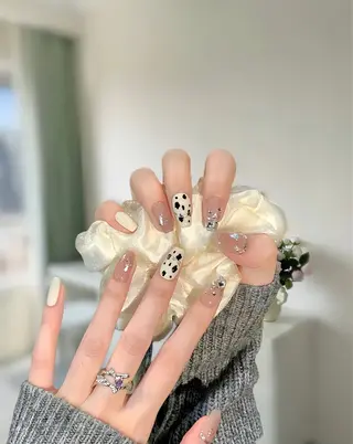 ネイル The ONE栄店 横地のネイルデザイン