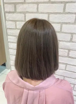 ミディアム カラー 藤井 花梨のヘアスタイル