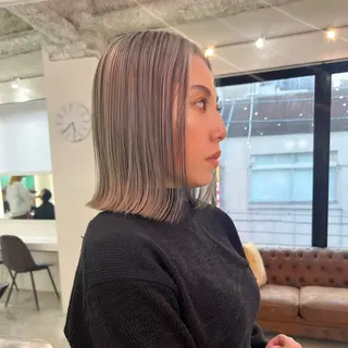 ショート カラー パーマ ヘアアレンジ メンズ キッズ ネイル マツエク・マツパ アイブロウ 🧨ブリーチー×ボブ レイヤー💎じゅえるのヘアスタイル