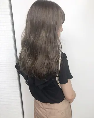 ミディアム 🦄インナーカラー 🦄貫井彩花のヘアスタイル