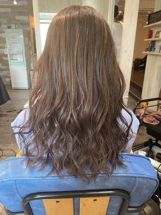 ロング カラー ココバイファニック 関内のヘアスタイル