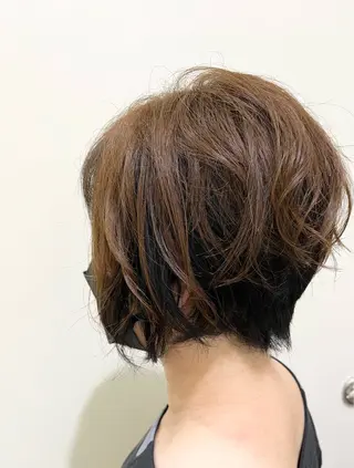 ショート カラー 狩野 歩のヘアスタイル