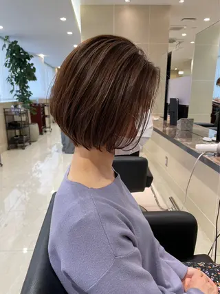 ショート カラー CLALA HIROSHIMA所属・CLALA HIROSHIMAのヘアスタイル