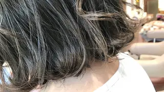 ショート カラー ウエモト タク ショート/レイヤーのヘアスタイル