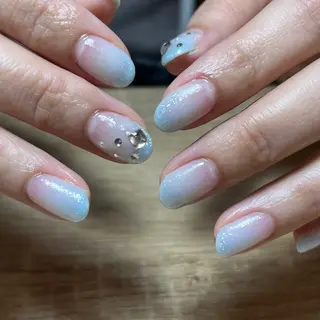 ネイル imymemine所属・渡邊 束紗のネイルデザイン