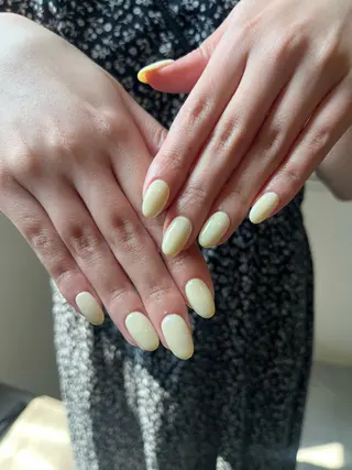 ネイル +vico 堀江店所属・中西 春那のネイルデザイン