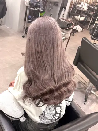 セミロング カラー ミルクティーベージュ /ピンク/大阪/堀江のヘアスタイル