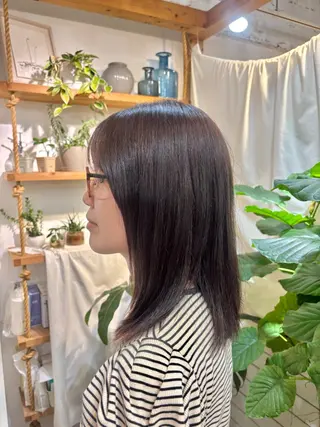 セミロング カラー パーマ カネコ ナナミのヘアスタイル