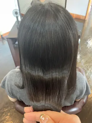 ミディアム カラー La Ruelle yoko🐈髪質改善のヘアスタイル