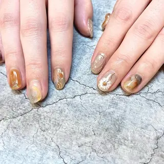 ネイル Nailsalon mui.所属・中家 亜紗子のネイルデザイン