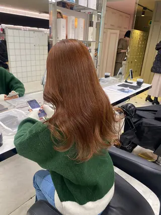 カラー 韓国ガーリー🤍暖 色カラー🤍misaのヘアスタイル