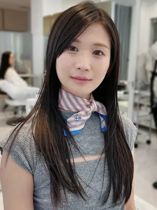 セミロング 最高の似合わせ🪽 韓国っぽ🇰🇷後藤のヘアスタイル